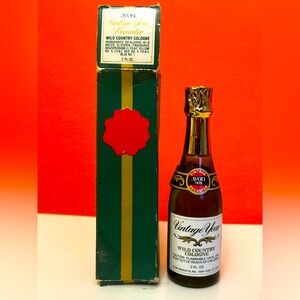 Avon Vintage Year Decanter  Sweet Honesty Cologne, 2 oz ~ Vintage NIB ~ NOS